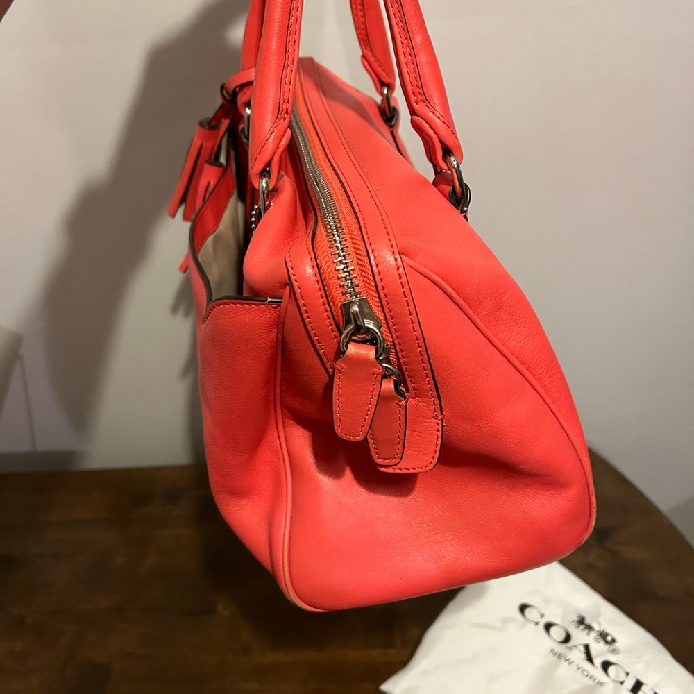 Coach Purse. Practically New - Picture 2 of 4